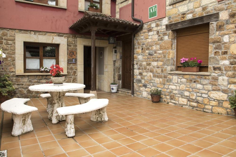 Apartamentos La Regoria Arenas De Cabrales Luaran gambar